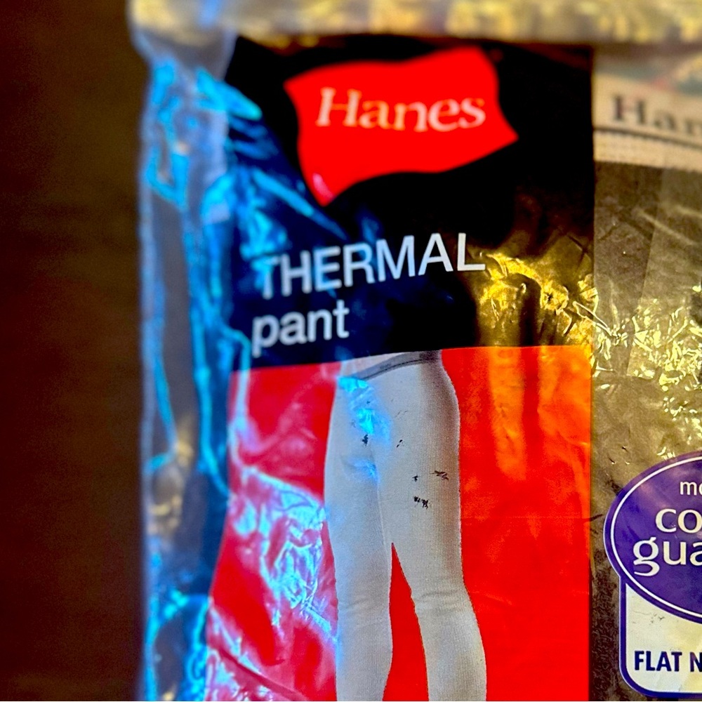 ❄️NEW‼️: Small black Hanes thermal pants. ❄️